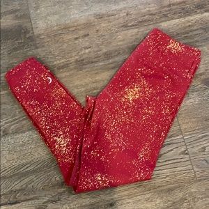 Red Stay Gold Light n Tight Hi-Rise 7/8s Legging